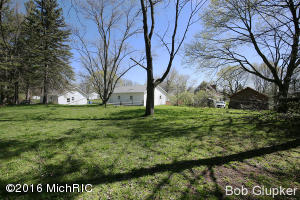 615 Williams St, Belding, MI 48809 photo 23
