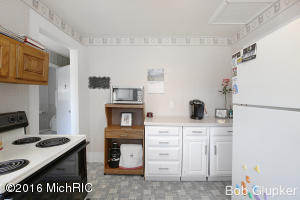 615 Williams St, Belding, MI 48809 photo 12