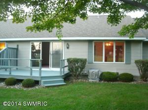 106 E Gatehouse Dr, Edmore, MI 48829 photo 9