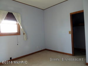 741 W Polk Rd, Ithaca, MI 48847 photo 13