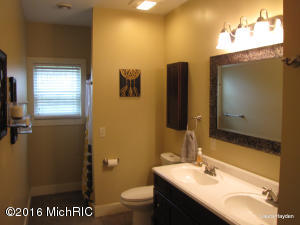 13357 Forest River Dr SE, Lowell, MI 49331 photo 39