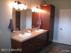 13357 Forest River Dr SE, Lowell, MI 49331 photo 28