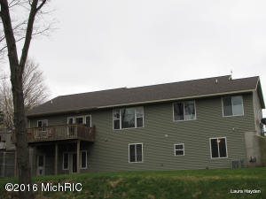 13357 Forest River Dr SE, Lowell, MI 49331 photo 5