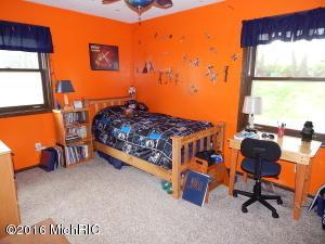 12331 Hillside Dr, Three Rivers, MI 49093 photo 6