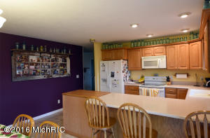 57784 M-62, Cassopolis, MI 49031 photo 8