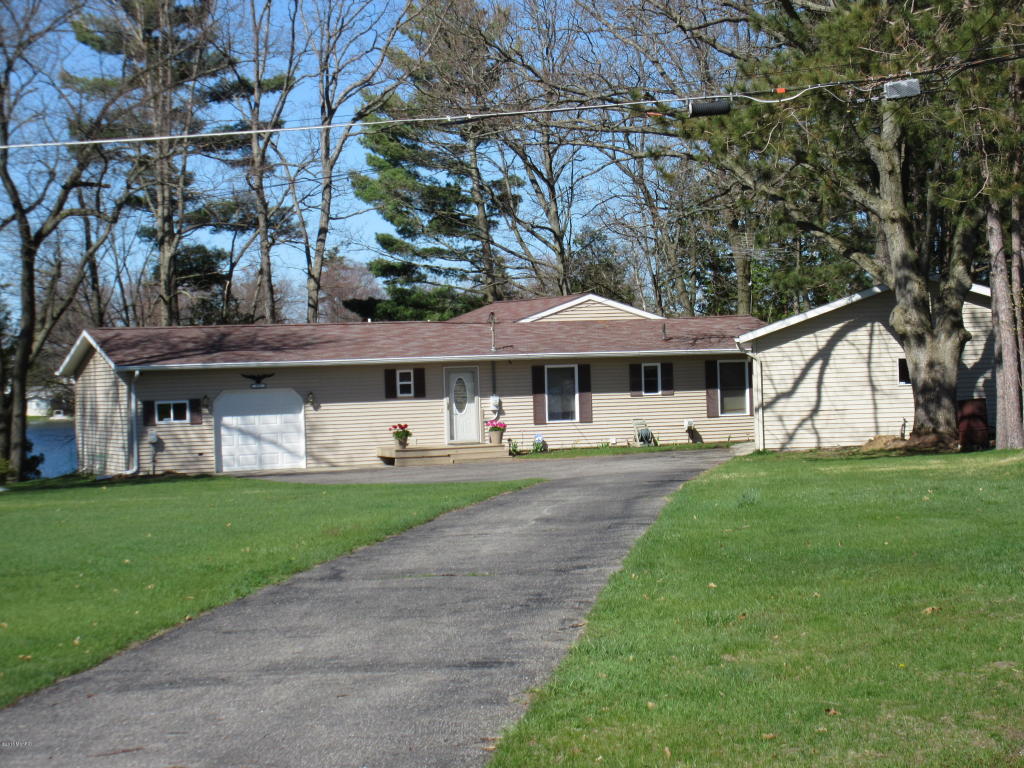 831 Lou Anne St, Stanton, MI 48888 photo 37
