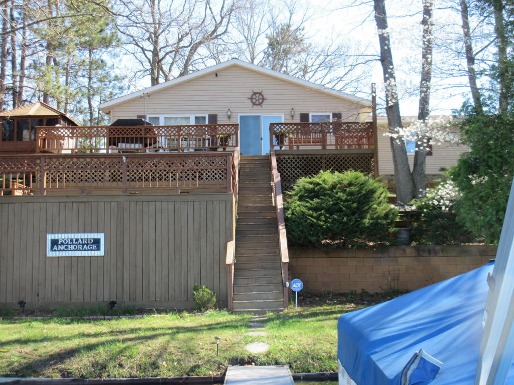 831 Lou Anne St, Stanton, MI 48888 photo 25