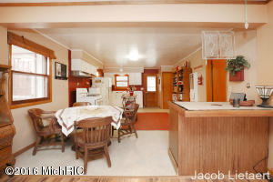 4599 S Spruce Ave, White Cloud, MI 49349 photo 9