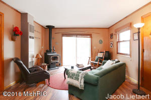 4599 S Spruce Ave, White Cloud, MI 49349 photo 4