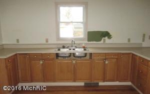 220 E Washington St, Coldwater, MI 49036 photo 6