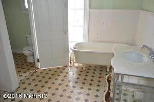 603 Walnut St, Three Rivers, MI 49093 photo 7