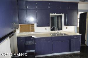 603 Walnut St, Three Rivers, MI 49093 photo 3