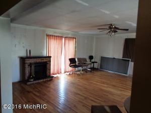 2876 N Alger Ave, White Cloud, MI 49349 photo 6