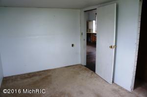 950 Block Rd, Bronson, MI 49028 photo 17
