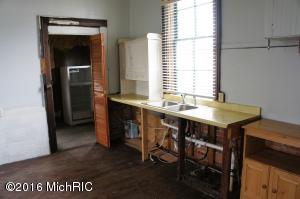 950 Block Rd, Bronson, MI 49028 photo 12