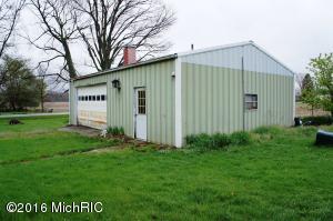 950 Block Rd, Bronson, MI 49028 photo 5