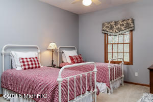 140 Pearson Ct, Lowell, MI 49331 photo 19