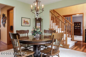 140 Pearson Ct, Lowell, MI 49331 photo 9