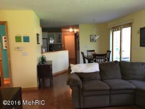 88 Kendra, Lowell, MI 49331 photo 7