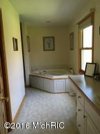 88 Kendra, Lowell, MI 49331 photo 13