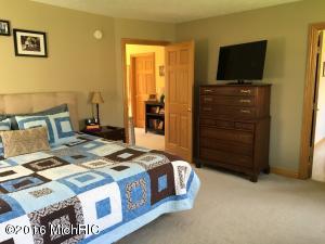 88 Kendra, Lowell, MI 49331 photo 11