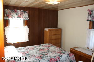 61 River, Niles, MI 49120 photo 12