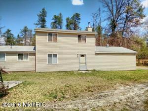 1513 W Pine Tree Rd, Baldwin, MI 49304 photo 16