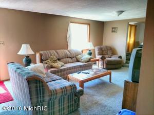 1513 W Pine Tree Rd, Baldwin, MI 49304 photo 3