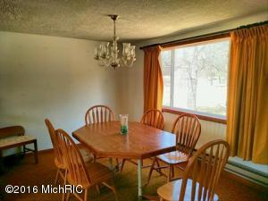 1513 W Pine Tree Rd, Baldwin, MI 49304 photo 5