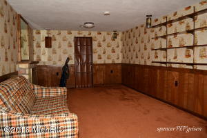 1332 W Ellis Ave, Belding, MI 48809 photo 14