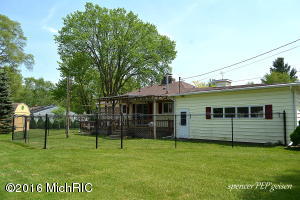 1332 W Ellis Ave, Belding, MI 48809 photo 16