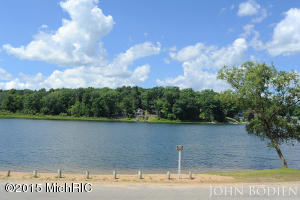 7233 Bordeau Dr NE, Belding, MI 48809 photo 28