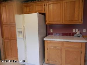 3347 Warfield Rd, Harrietta, MI 49638 photo 4