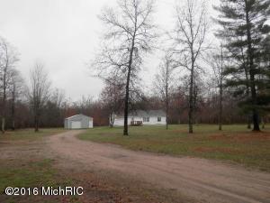 3347 Warfield Rd, Harrietta, MI 49638 photo 1