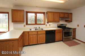5226 B Ave E, Richland, MI 49083 photo 8