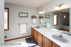 5226 B Ave E, Richland, MI 49083 photo 19