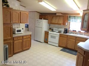 728 E 17 Mile Rd, Bitely, MI 49309 photo 12