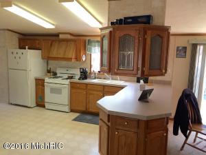 728 E 17 Mile Rd, Bitely, MI 49309 photo 13