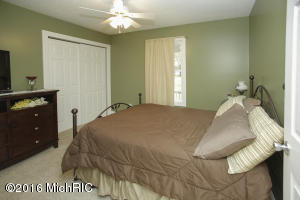 350 8th St, Plainwell, MI 49080 photo 13