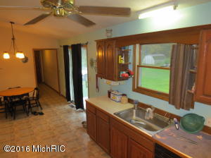 6169 N Whites Bridge Rd, Belding, MI 48809 photo 24