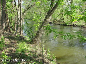 325 Jersey St, Plainwell, MI 49080 photo 7