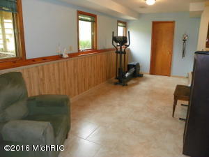 4161 Spruce Dr, Dorr, MI 49323 photo 17
