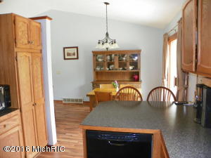 4161 Spruce Dr, Dorr, MI 49323 photo 10