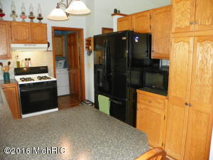 4161 Spruce Dr, Dorr, MI 49323 photo 4