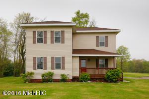 17788 M-86, Three Rivers, MI 49093 photo 2