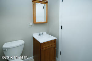 17788 M-86, Three Rivers, MI 49093 photo 9