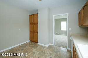 17788 M-86, Three Rivers, MI 49093 photo 8