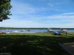 3358 Wolf Lake Dr, Baldwin, MI 49304 photo 3