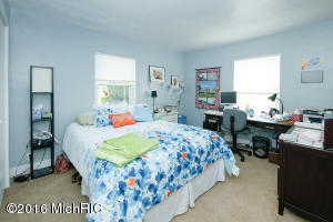 406 N Drive Dr W, Marshall, MI 49068 photo 10