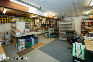 406 N Drive Dr W, Marshall, MI 49068 photo 20